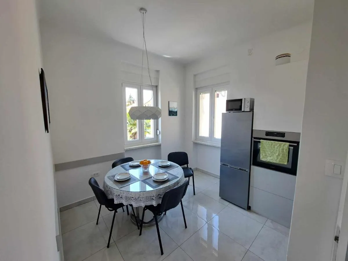 Vallelosca Bellavista Apartment Opatija