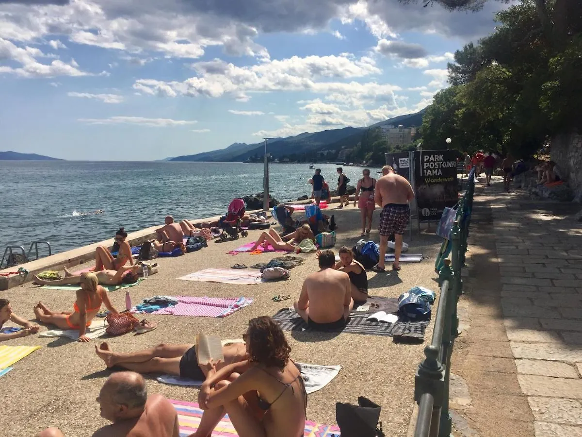 Vallelosca Bellavista Apartment Opatija